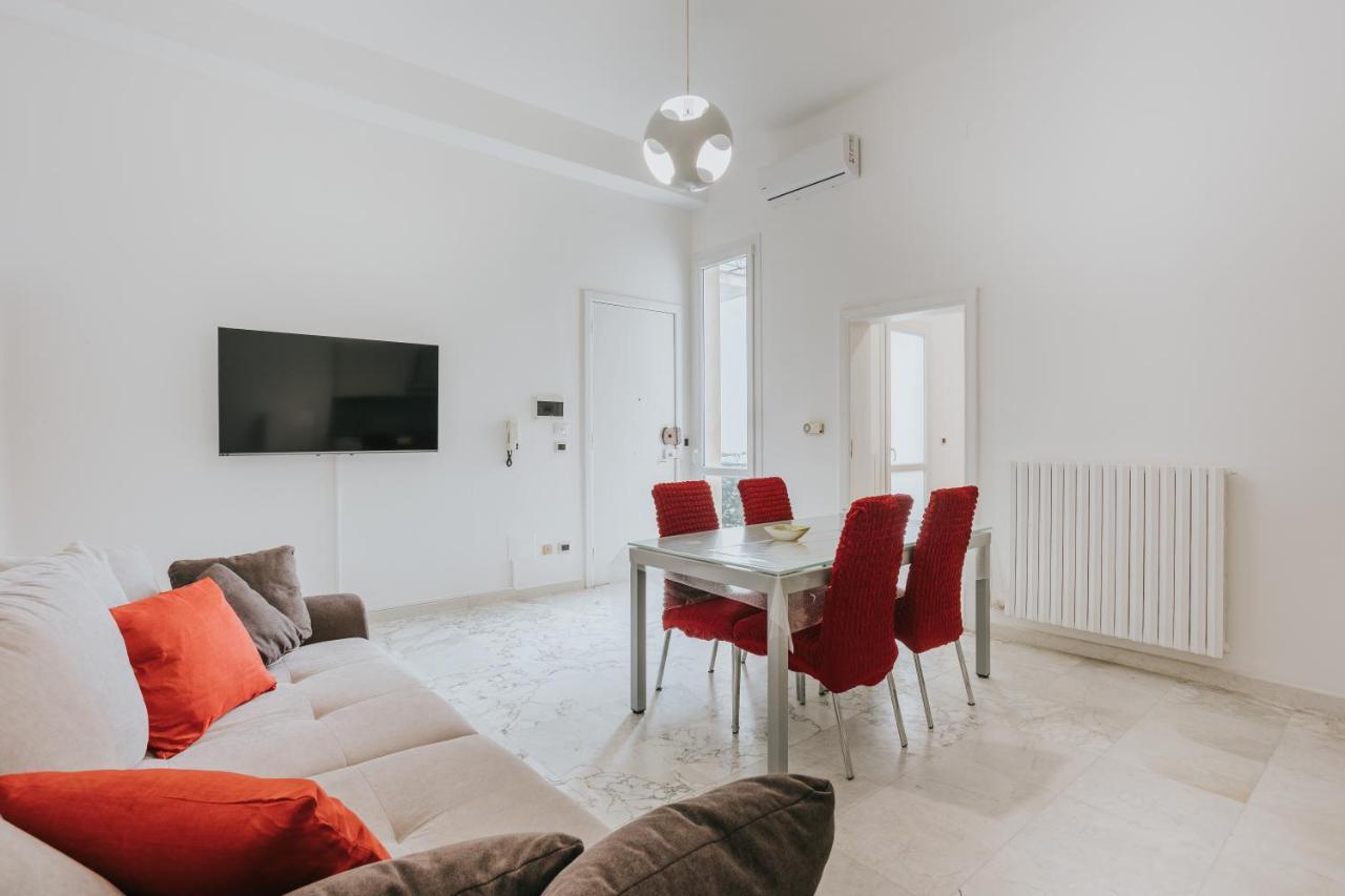 B&B Nuovo Reale - Centro Storico Lecce Bagian luar foto