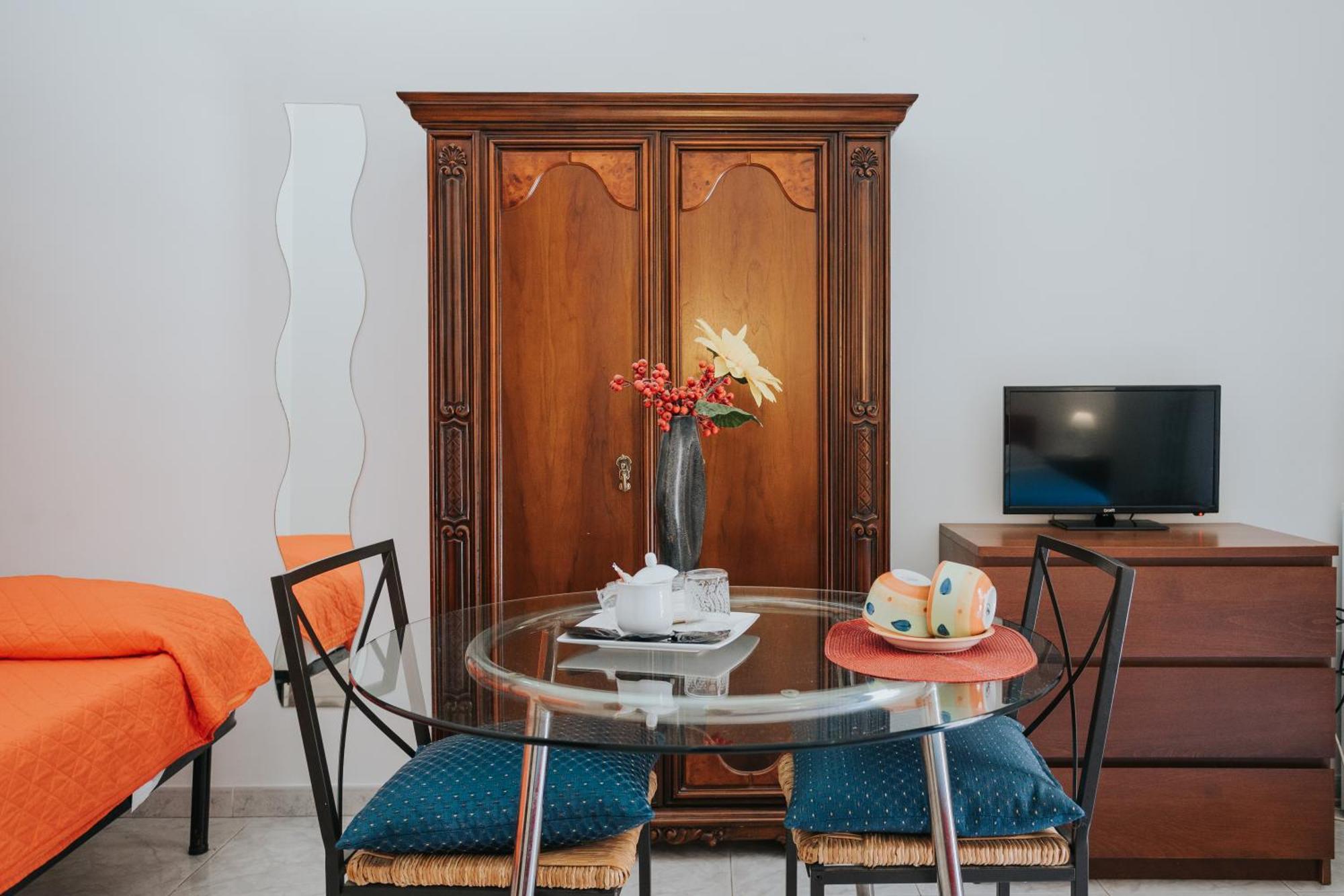 B&B Nuovo Reale - Centro Storico Lecce Bagian luar foto