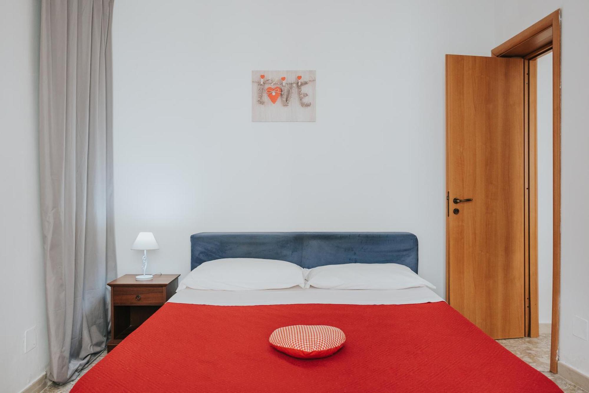 B&B Nuovo Reale - Centro Storico Lecce Bagian luar foto